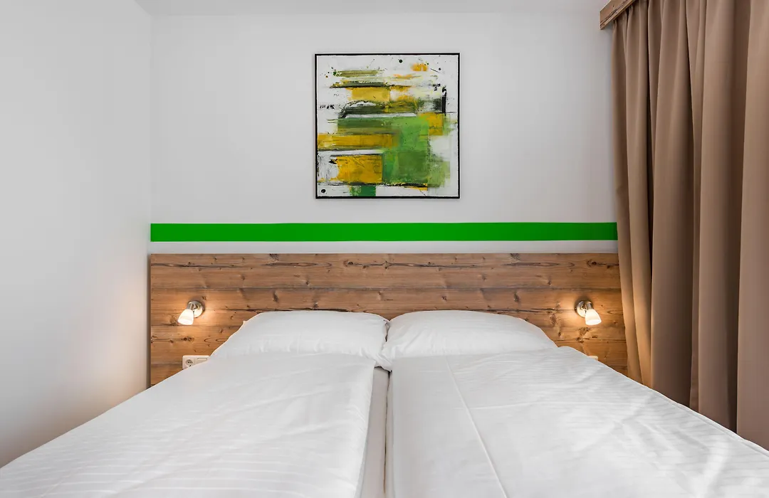 Hotel "City Rooms Wels"-1